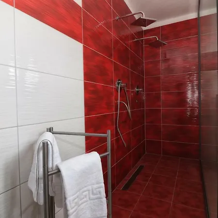 Link 아파트 로비니