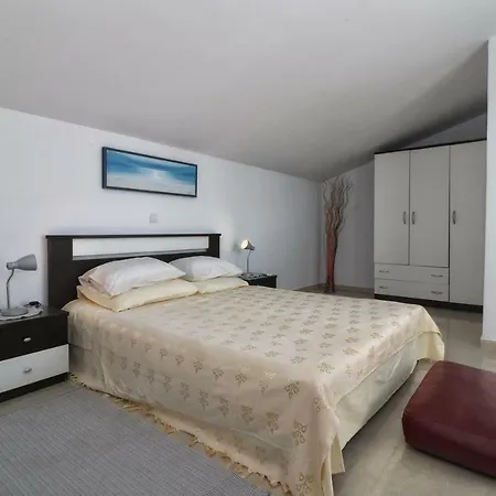 Apartment Link
